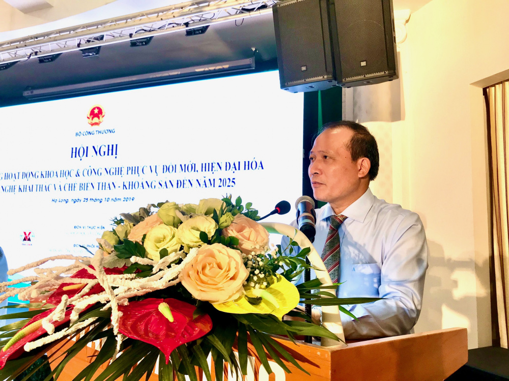 Thứ trưởng Cao Quốc Hưng