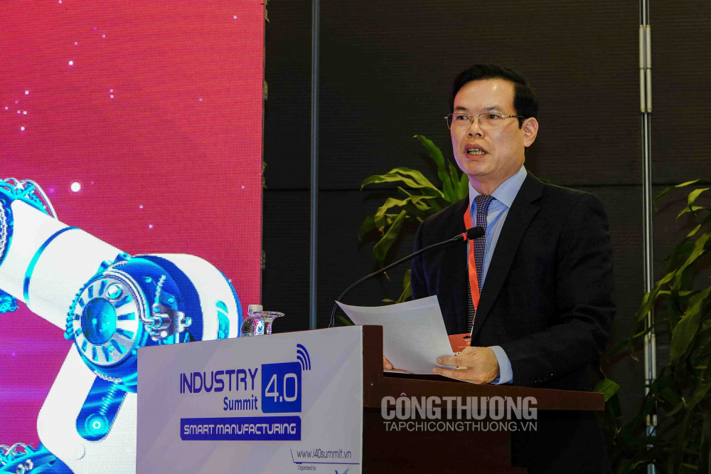 Ông Triệu Tài Vinh - Phó Trưởng Ban Cwin.com giải trí hiện đại Trung ương