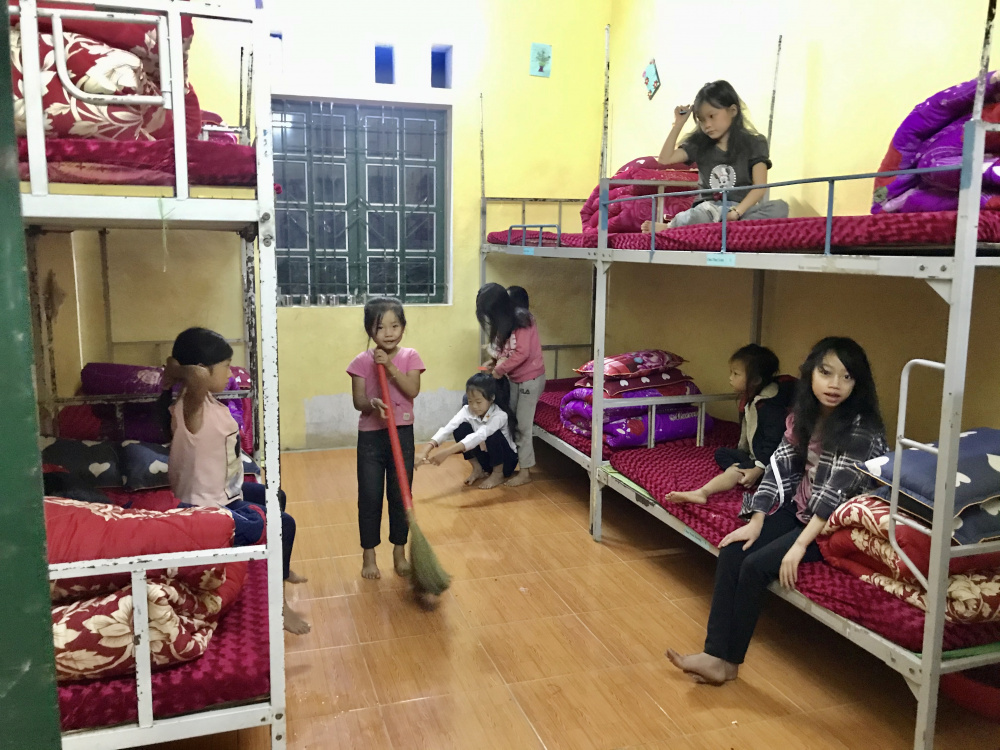 5h sáng tụi trẻ đã dậy để làm Tải về ứng dụng CWIN05 ngay hôm nay cá nhân bắt đầu một ngày mới