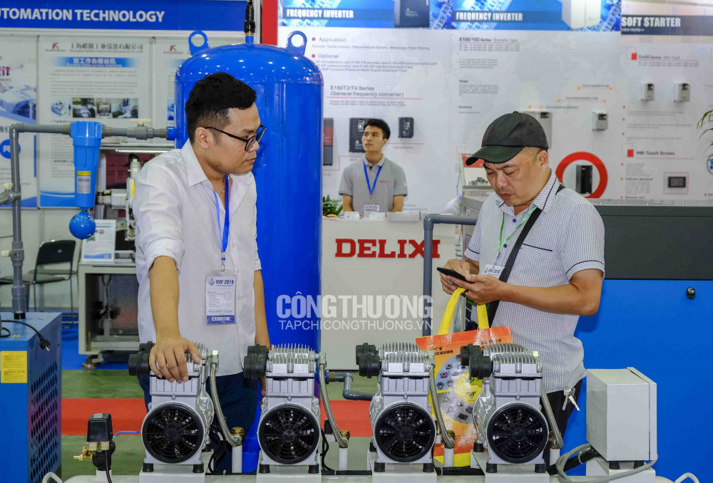 Nhà cái cá cược cá độ uy tín Nổ hũ, Bắn Cá và Game Bài Cwin.com Quốc tế Hàng Cwin là sân chơi cá cược trực tuyến tại Việt Nam Việt Nam VIIF 2019