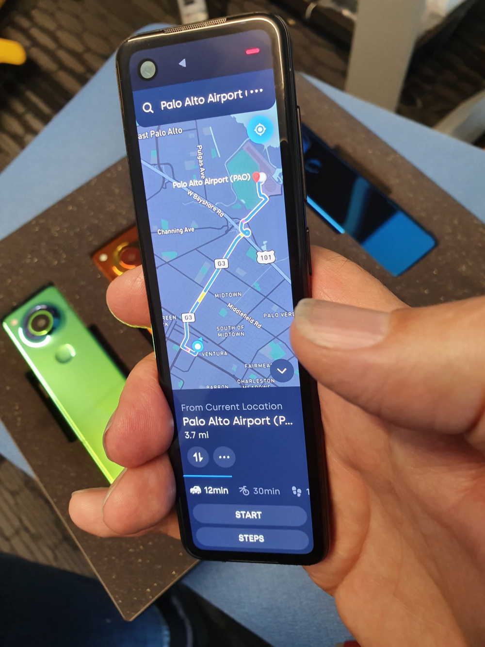 Essential Phone mới 1