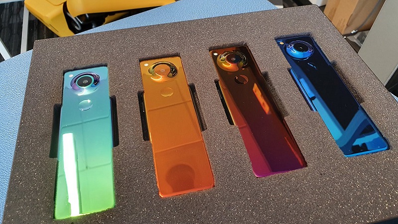 Essential Phone mới