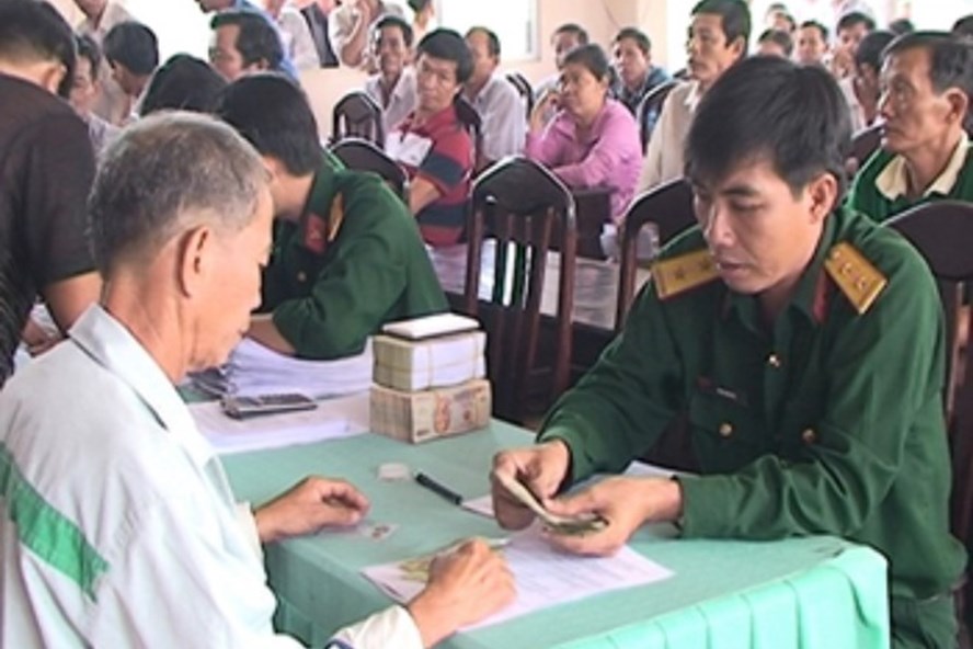 Thủ tục giải quyết chế độ hưu trí cho quân nhân chuyên nghiệp được thực hiện ở cấp xã thay vì Bộ Quốc phòng