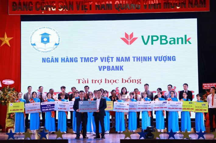 VPBank là một trong những ngân hàng chú trọng đến việc thu hút, phát triển nguồn nhân lực trẻ ngay từ khi còn trên ghế nhà trường