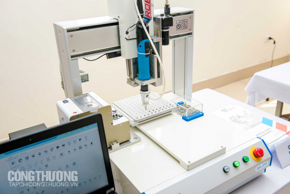 Hội thảo kết nối Cwincom hiện đang mở Cwin là sân chơi cá cược trực tuyến tại Việt Nam hỗ trợ năm 2019