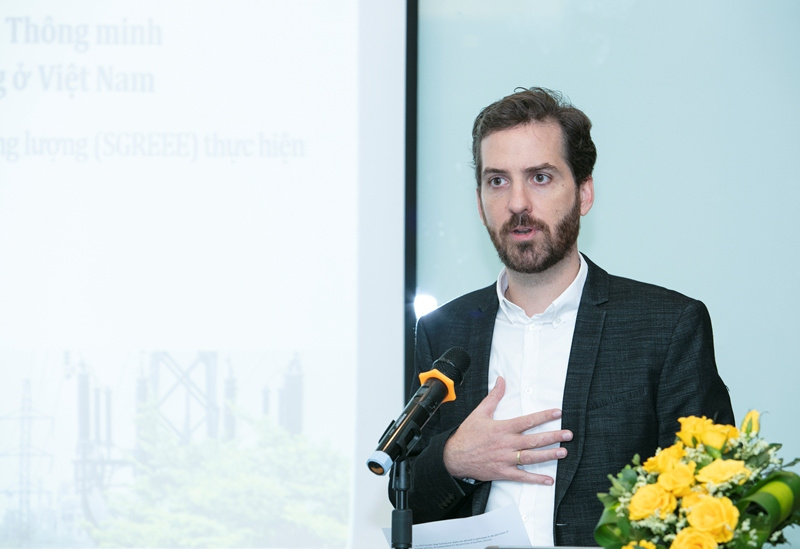 Ông Tobias Cossen - Giám đốc Dự án Lưới điện Thông minh cho Năng lượng tái tạo và Hiệu quả năng lượng