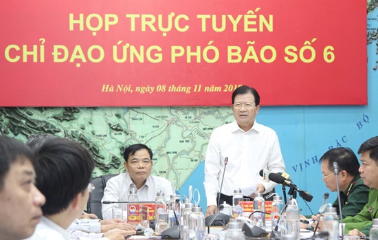 Phó Thủ tướng chỉ đạo các bộ, ngành, địa phương ứng phó với cơn bão số 6