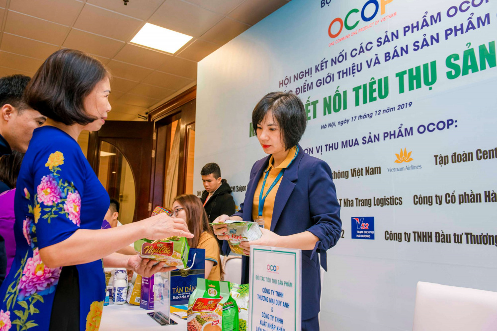 Các đơn vị làm việc trực tiếp, kết nối đưa sản phẩm OCOP vào các điểm giới thiệu và bán sản phẩm OCOP