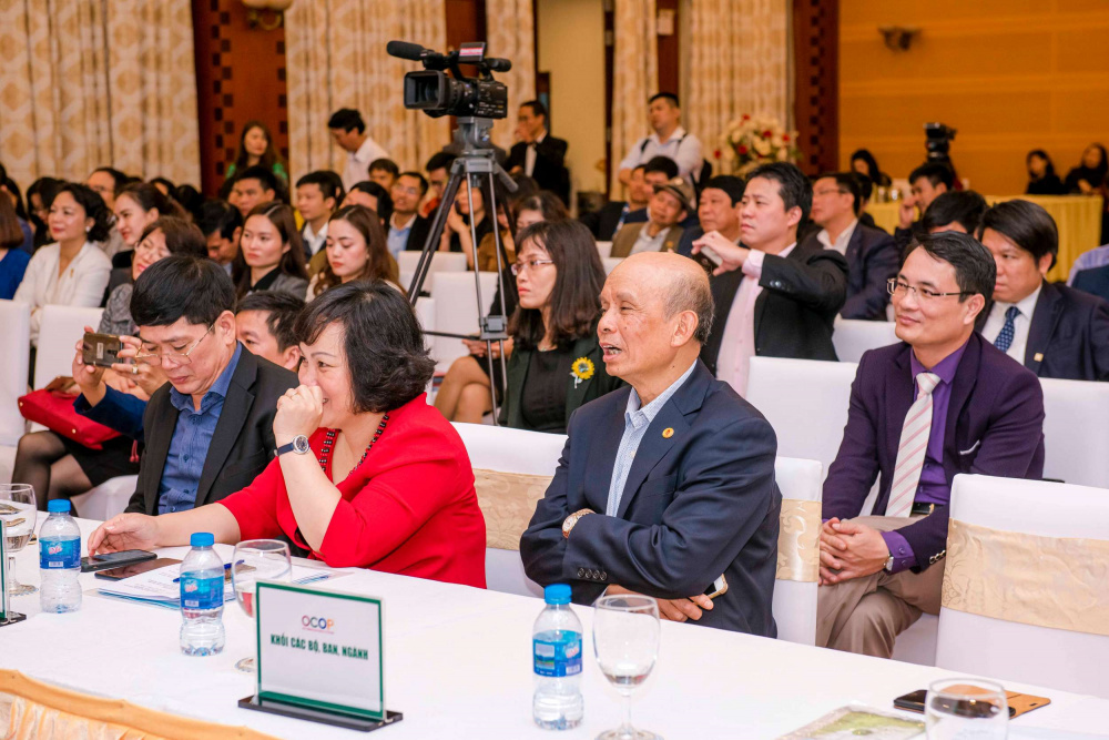 Chia sẻ thú vị và bổ ích của các diễn giả khiến cả hội trường thích thú dõi theo