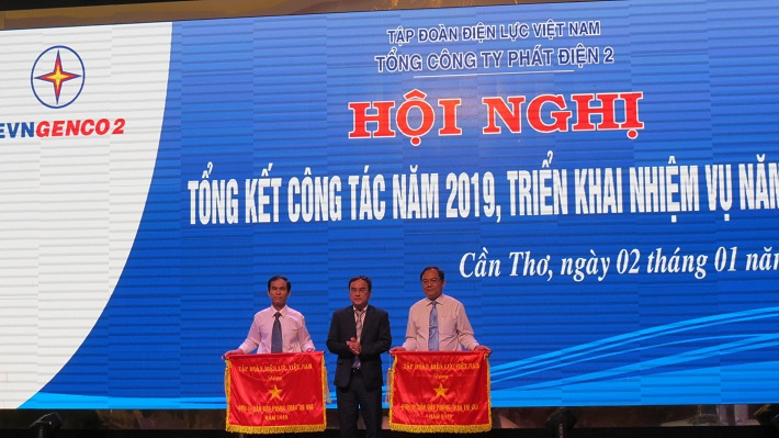 trao các danh hiệu