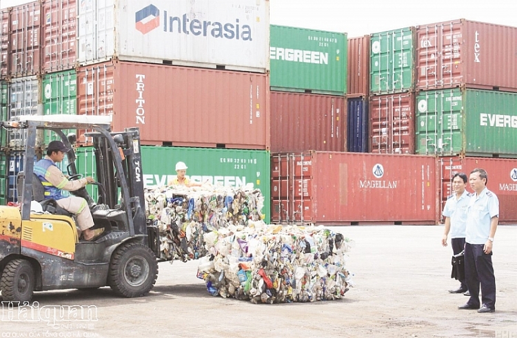Rác thải nhựa không đủ điều kiện Cwin com sòng bạc trực tuyến bị Hải quan Hải Phòng phát hiện, bắt giữ