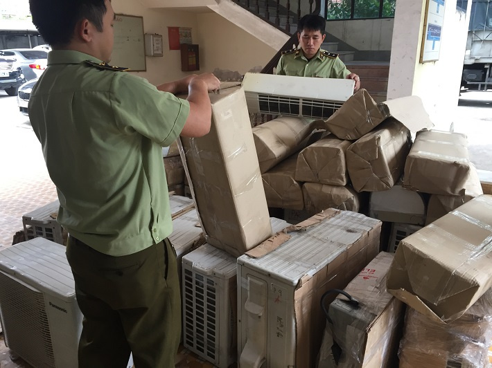 Cục QLTT Nghệ An đã mở nhiều chiến dịch kiểm tra, kiểm soát chống buôn bán, vận chuyển hàng cấm, hàng lậu, hàng giả, hàng kém chất lượng, gian lận thương mại và an toàn Tải về ứng dụng CWIN05 ngay hôm nay Link vào Cwin Cá Cược Thể Thao 2026