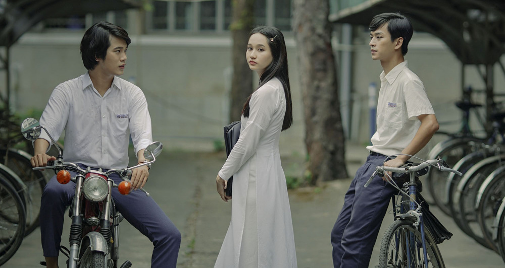 Câu chuyện tình tay ba trong "Mắt biếc"