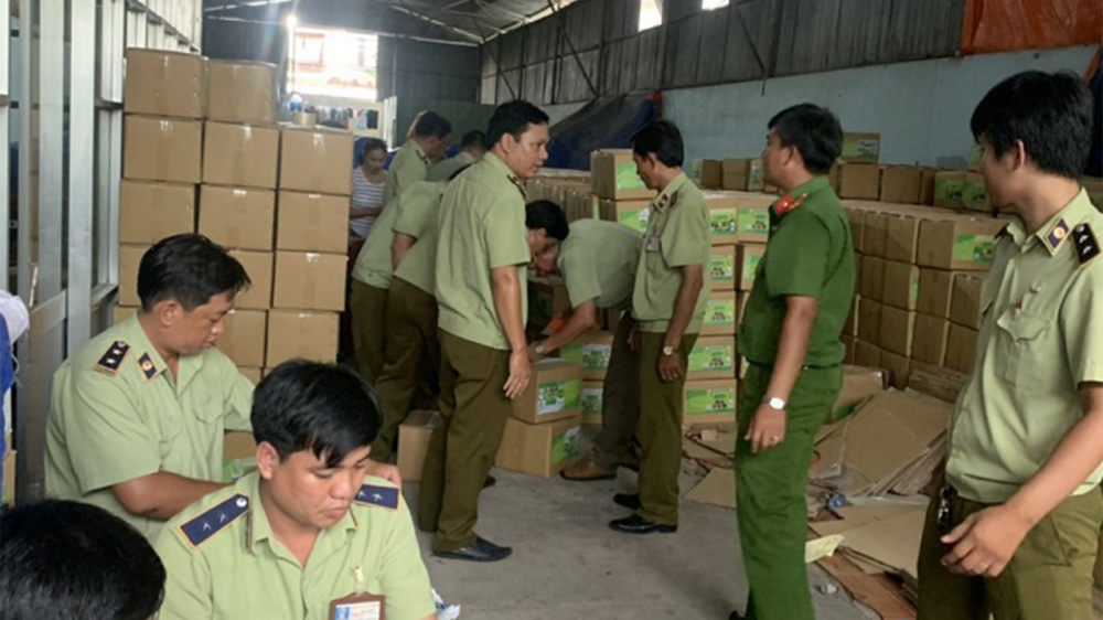 lực lượng QLTT Hậu Giang đã phối hợp với các cơ quan liên quan triệt phá, không để hình thành các đường dây, ổ nhóm, tụ điểm vận chuyển buôn bán hàng cấm