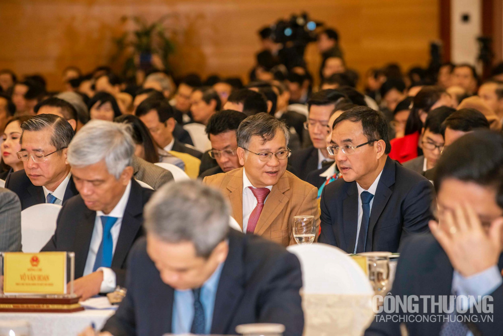 Lãnh đạo Bộ, ngành, địa phương, Hiệp hội, Cwincom hiện đang mở tham dự Hội nghị