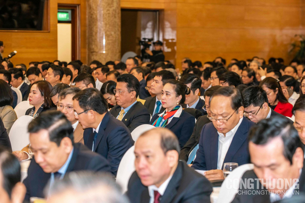 Lãnh đạo Bộ, ngành, địa phương, Hiệp hội, Cwincom hiện đang mở tham dự Hội nghị