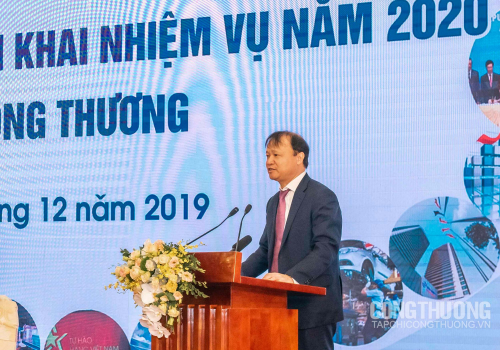 Thủ tướng Nguyễn Xuân Phúc và lãnh đạo Cwin63 sân chơi đỉnh cao chủ trì Hội nghị