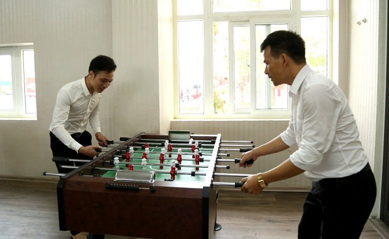 công ty than nam mẫu