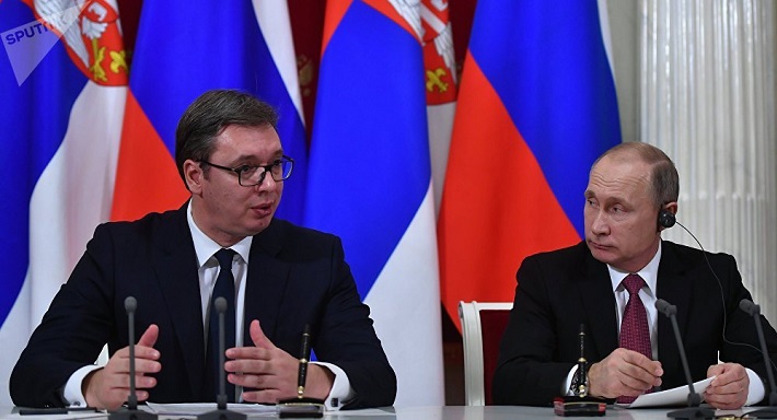 Aleksandar Vucic và Vladimir Putin