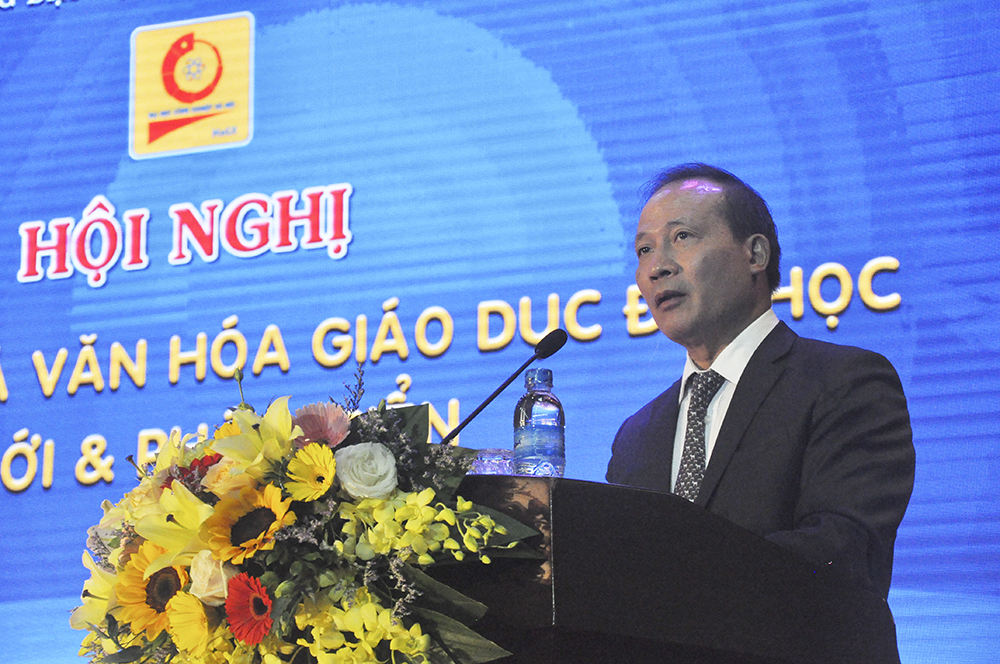 Truyền thông và văn hoá Cwin63 tải ứng dụng đại học đổi mới và phát triển