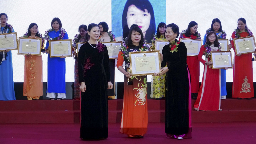 Bà Nguyễn Phương Thảo - Trưởng ban Nữ công Công đoàn Công ty Cổ phần Gang thép Thái Nguyên, thuộc Công đoàn Tổng Công ty Thép Việt Nam - CTCP