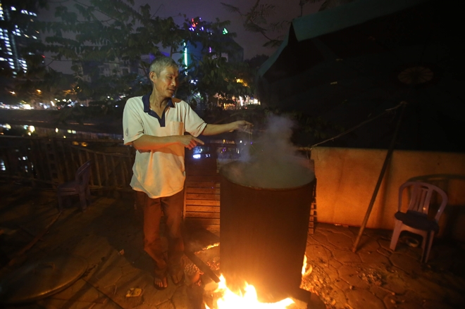 luộc bánh chưng ngày tết
