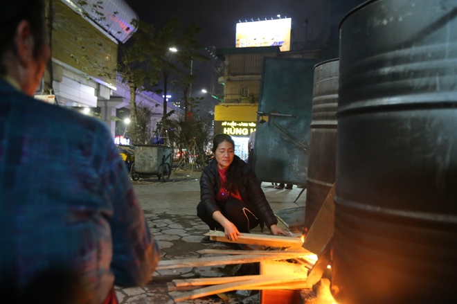 luộc bánh chưng giữa thủ đô