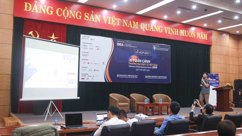 Họp báo Diễn đàn Toàn cảnh Thương mại điện tử Việt Nam VOBF 2019