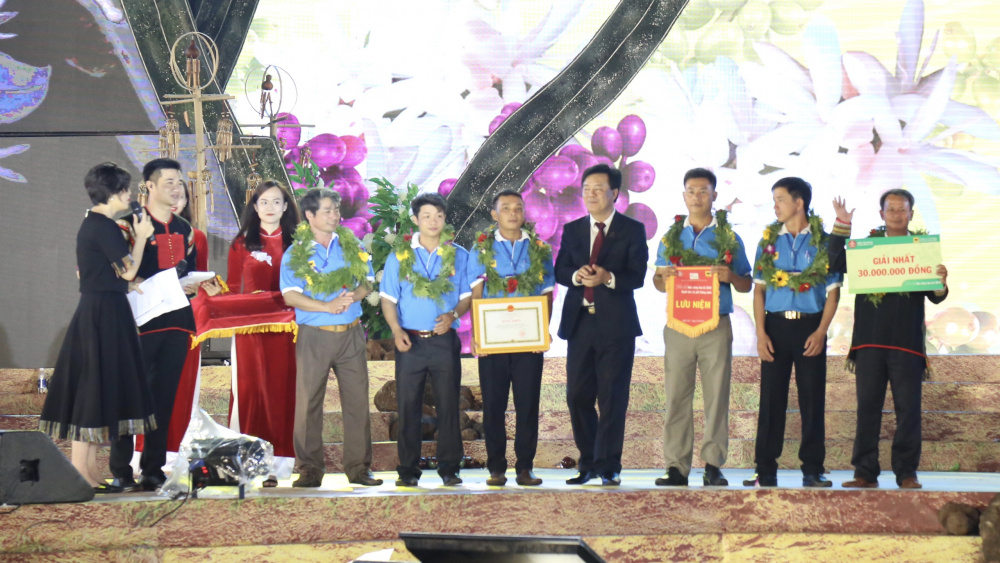 hội thi nhà nông đua tài