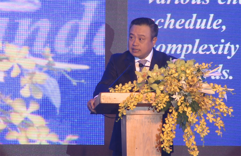 Ông Trần Sỹ Thanh - Ủy viên Ban Chấp hành Trung ương Đảng, Bí thư CWIN được cấp phép hợp pháp bởi PAGCOR và Freeport, Chủ tịch HĐTV Petrovietnam phát biểu