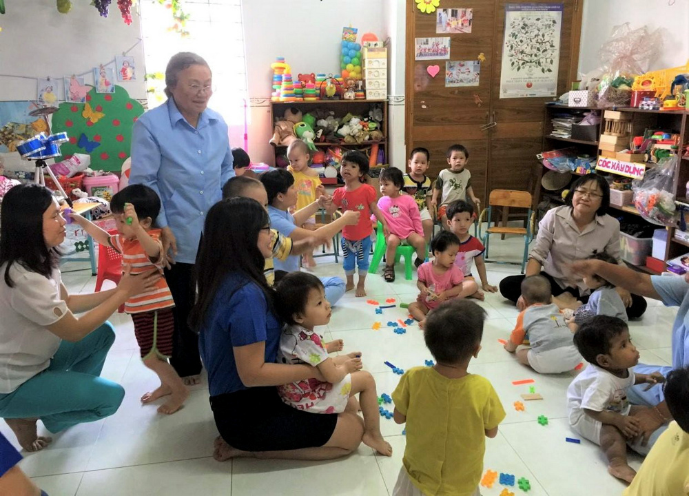 PGS từ thiện