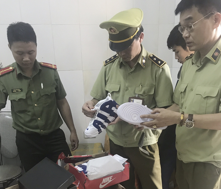 xe hàng trị giá 700 triệu đồng Cwin là sân chơi cá cược trực tuyến tại Việt Nam 