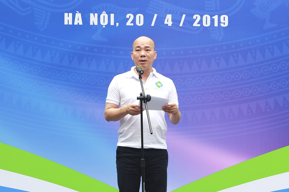 Ông Vũ Bá Phú - Cục trưởng Cục Xúc tiến thương mại phát biểu tại Lễ Khai mạc Đạp xe Diễu hành Thương hiệu quốc gia 2019