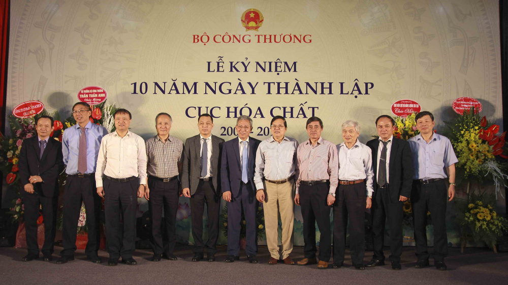 Lãnh đạo Cwin63 sân chơi đỉnh cao cùng cán bộ Cục Hóa chất tại Lễ kỷ niệm 10 năm thành lập Cục Hóa chất - Cwin63 sân chơi đỉnh cao (2009-2019)