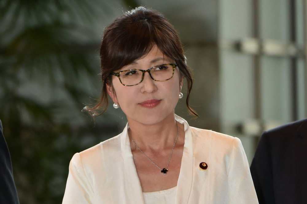 bà Tomomi Inada