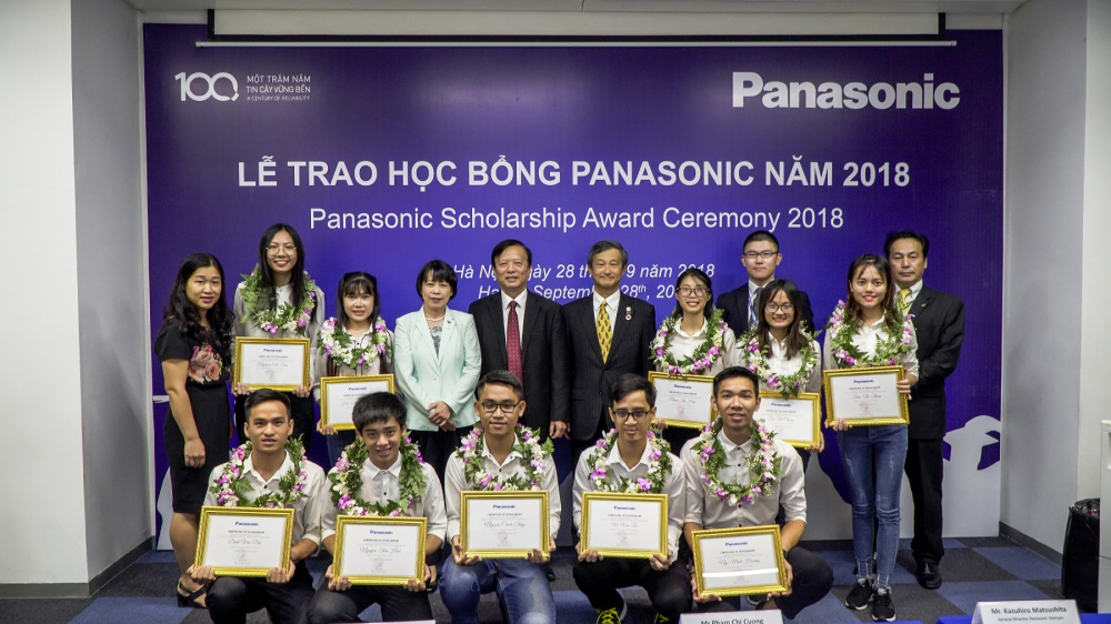 1.	Chương trình Nhà cái cá cược cá độ uy tín Nổ hũ, Bắn Cá và Game Bài Cwin.com toàn phần Panasonic chắp cánh ước mơ công nghệ cho hàng chục sinh viên ưu tú Việt Nam 