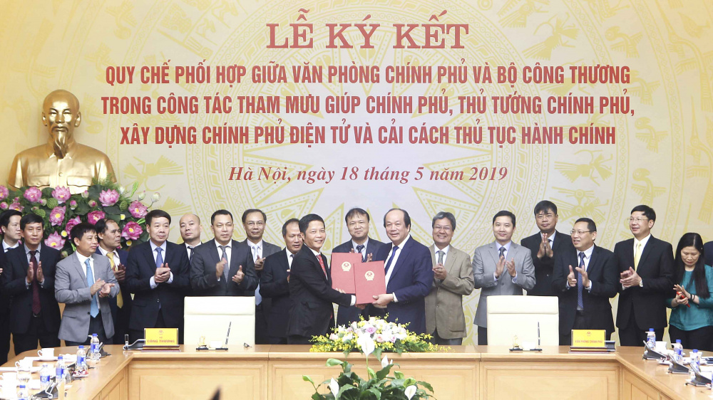 Lễ ký kết Quy chế phối hợp giữa Văn phòng Cwin com đăng nhập và Cwin63 sân chơi đỉnh cao trong công tác tham mưu xây dựng Cwin com đăng nhập điện tử và cải cách thủ tục hành chính