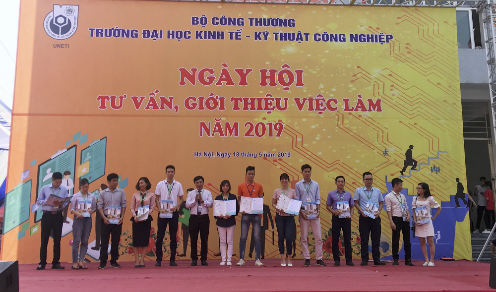 ngày hội tư vấn việc làm