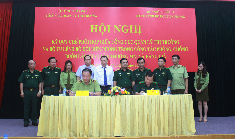 Tổng cục QLTT ký Quy chế phối hợp với Bộ tư lệnh Bộ đội biên phòng