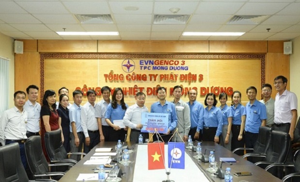 Kết hợp đoàn công tác Công đoàn ĐLVN thăm hỏi, động viên CNVCLĐ Công ty Nhiệt điện Mông Dương 