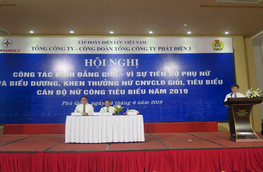 Ông Lê Văn Danh - Phó Tổng Giám đốc, Trưởng Ban VSTBPN EVNGENCO 3    phát biểu khai mạc Hội nghị