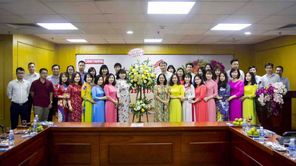 Thứ trưởng Đỗ Thắng Hải cùng tập thể CWIN ✅ Nhà cái cờ bạc trực tuyến tốt nhất và Thương hiệu uy tín