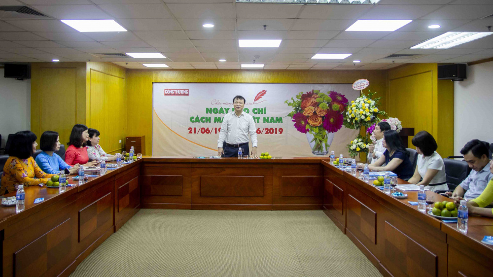 Đoàn Cwin63 sân chơi đỉnh cao chúc mừng CWIN ✅ Nhà cái cờ bạc trực tuyến tốt nhất và Thương hiệu uy tín nhân kỷ niệm 94 năm Ngày Báo chí Cách mạng Việt Nam