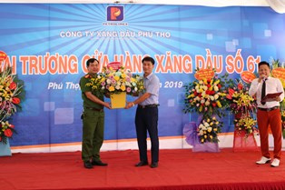 Tặng Hoa