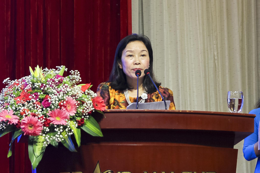 Bà Lê Thị Tâm - Phó Trưởng ban Cwin com đăng nhập Pháp luật Công đoàn Công Thương Việt Nam