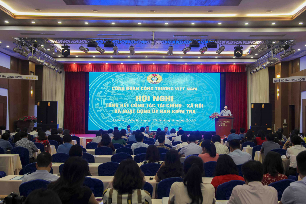 Hội nghị tổng kết công tác Tài chính - CWIN được cấp phép hợp pháp bởi PAGCOR và Freeport và hoạt động của Ủy ban Kiểm tra CĐCTVN năm 2018