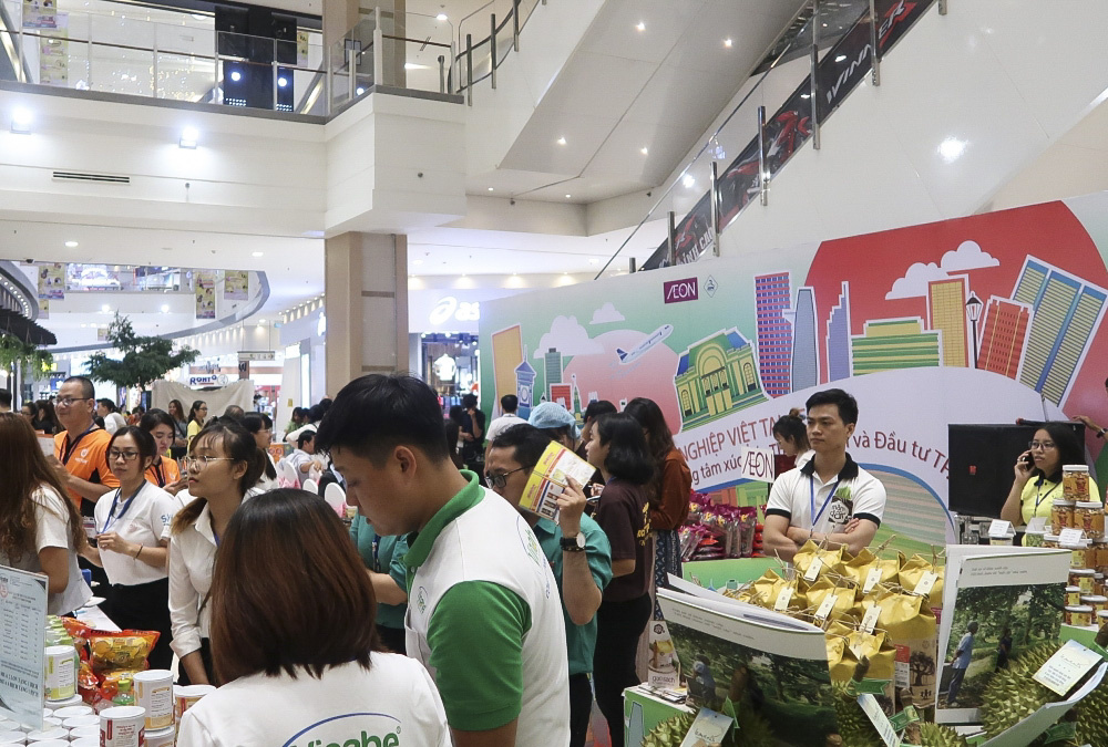 Tuần lễ trưng bày sản phẩm Cwincom hiện đang mở Việt do AEON tổ chức