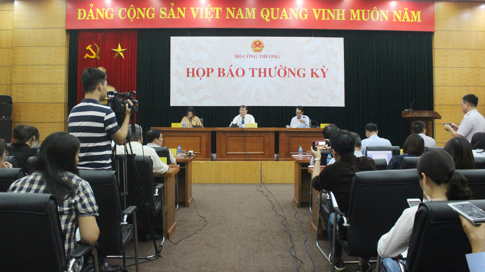 họp báo thường kỳ bọ công thương