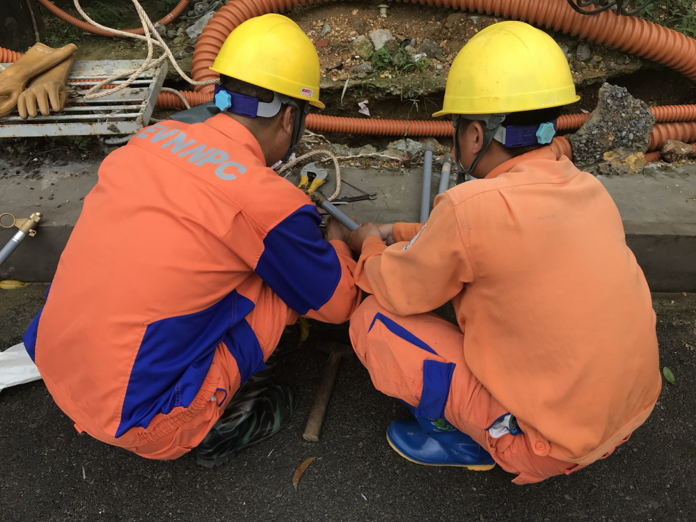 evnnpc khắc phục sự cố sau bão