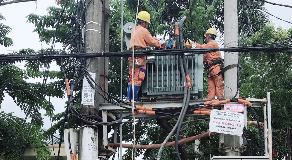 evnnpc khắc phục sự cố sau bão số 2